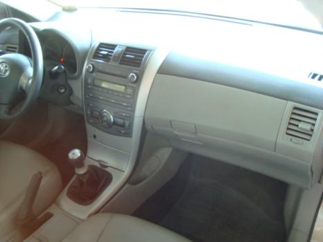 TOYOTA Corolla 1.8 16V 4P XEI, Foto 3