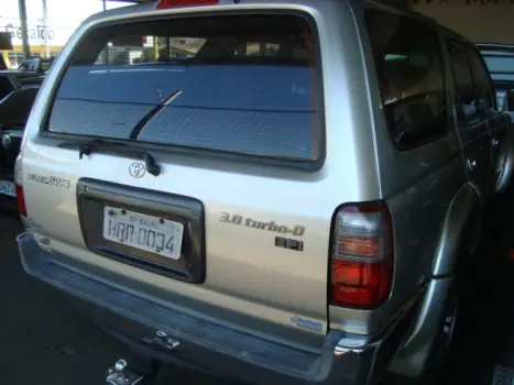 TOYOTA Hilux Caminhonete 3.0 16V 4P SRV TURBO DIESEL CABINE DUPLA, Foto 4