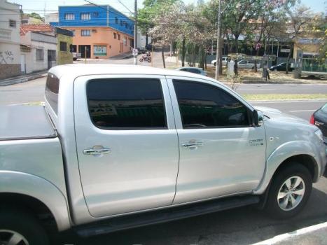 TOYOTA Hilux Caminhonete 3.0 4P SR 4X4 DIESEL CABINE DUPLA, Foto 2