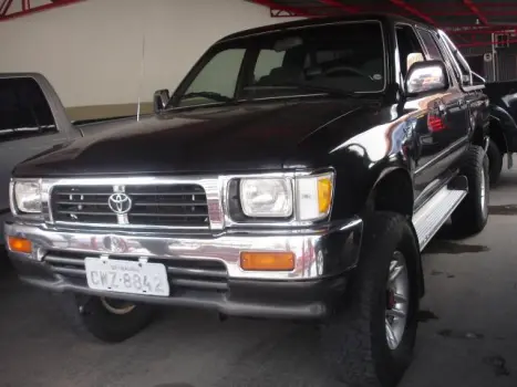 TOYOTA Hilux Caminhonete 2.8 4P 4X4 DIESEL CABINE DUPLA, Foto 3