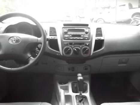 TOYOTA Hilux Caminhonete 3.0 4P DX 4X4 DIESEL CABINE DUPLA, Foto 4