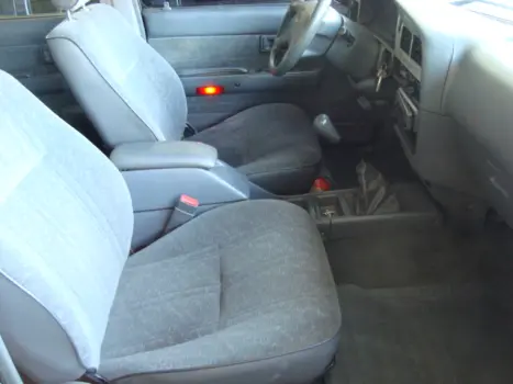 TOYOTA Hilux Caminhonete 3.0 4P SRV DIESEL CABINE DUPLA, Foto 3