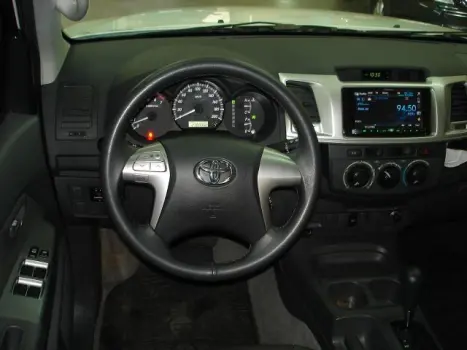 TOYOTA Hilux Caminhonete 2.7 16V 4P SR FLEX CABINE DUPLA, Foto 3