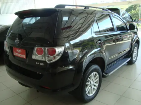 TOYOTA Hilux Caminhonete SW4 2.7 4X4, Foto 4