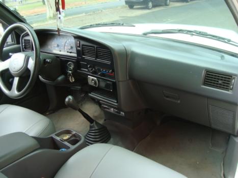 TOYOTA Hilux Caminhonete 3.0 4P SRV DIESEL CABINE DUPLA, Foto 4