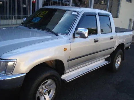 TOYOTA Hilux Caminhonete 2.5 16V 4P 4X4 TURBO DIESEL CABINE DUPLA, Foto 2