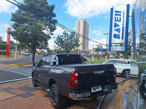 TOYOTA Hilux Caminhonete 2.8 16V SRX 4X4 DIESEL CABINE DUPLA 7 LUGARES TURBO AUTOM�TICO, Foto 18
