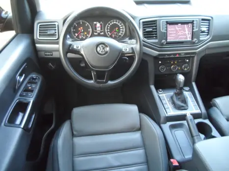 VOLKSWAGEN Amarok 3.0 V6 CABINE DUPLA 4X4 HIGHLINE TURBO INTERCOOLER AUTOM�TICO, Foto 2