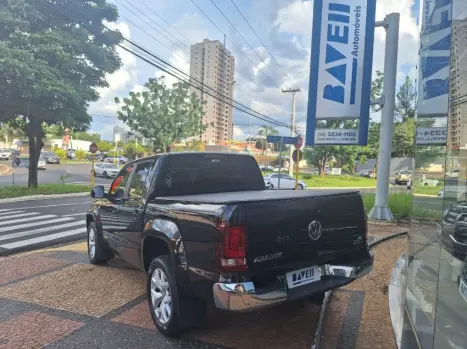 VOLKSWAGEN Amarok 3.0 V6 CABINE DUPLA 4X4 HIGHLINE TURBO INTERCOOLER AUTOM�TICO, Foto 3