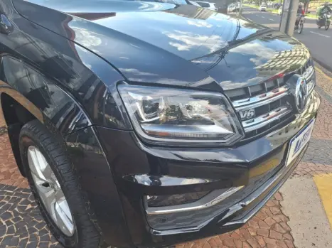 VOLKSWAGEN Amarok 3.0 V6 CABINE DUPLA 4X4 HIGHLINE TURBO INTERCOOLER AUTOM�TICO, Foto 7