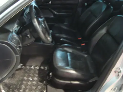 VOLKSWAGEN Golf 1.6 4P GENERATION, Foto 3