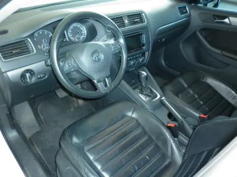 VOLKSWAGEN Jetta 2.0 4P TSI HIGHLINE 211 CV AUTOM�TICO, Foto 4