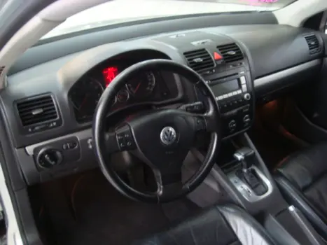 VOLKSWAGEN Jetta 2.5 20V 4P 150CV AUTOM�TICO, Foto 4