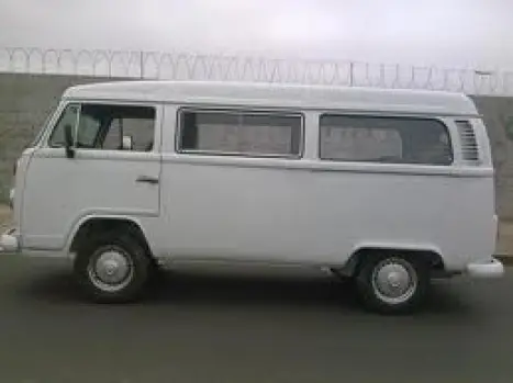 VOLKSWAGEN Kombi STD, Foto 2