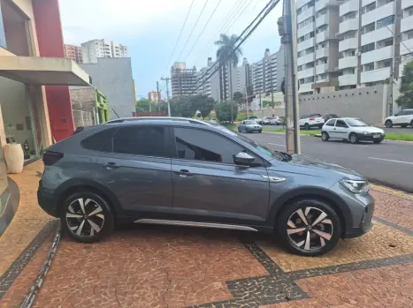 VOLKSWAGEN Nivus 1.0 4P FLEX 200 TSI HIGHLINE AUTOM�TICO, Foto 18