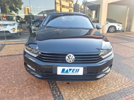 VOLKSWAGEN Passat , Foto 8