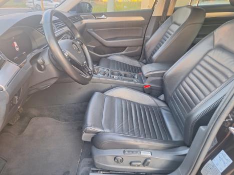 VOLKSWAGEN Passat , Foto 10