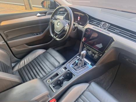 VOLKSWAGEN Passat , Foto 14