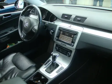 VOLKSWAGEN Passat 2.0 16V 4P FSI TURBO COMFORTLINE AUTOM�TICO, Foto 4