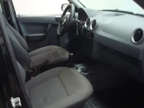 VOLKSWAGEN Saveiro 1.6 G4 FLEX, Foto 3