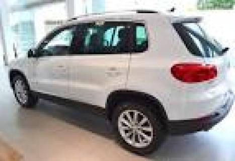 VOLKSWAGEN Tiguan 2.0 16V 4P FSI TURBO, Foto 2