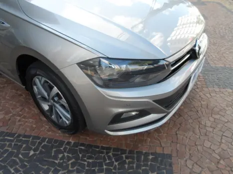 VOLKSWAGEN Virtus 1.0 4P 200 TSI FLEX COMFORTLINE AUTOM�TICO, Foto 8