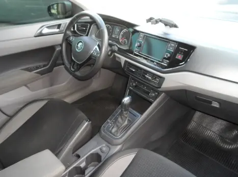 VOLKSWAGEN Virtus 1.0 4P 200 TSI FLEX COMFORTLINE AUTOM�TICO, Foto 9