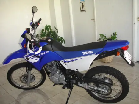 YAMAHA XTZ 250 LANDER, Foto 2