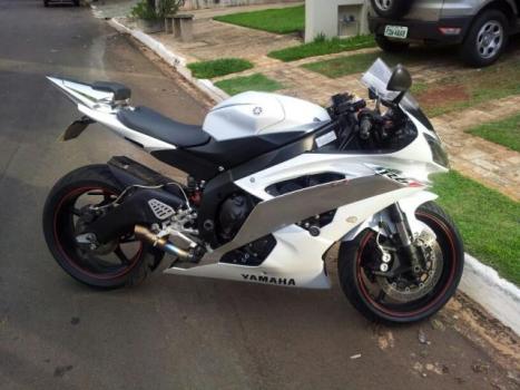 YAMAHA YZF R6 600 , Foto 2