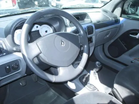 RENAULT Clio Sedan 1.0 16V 4P HI FLEX PRIVILEGE, Foto 4