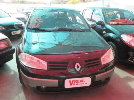 RENAULT Megane Sedan 2.0 16V 4P DYNAMIQUE, Foto 2