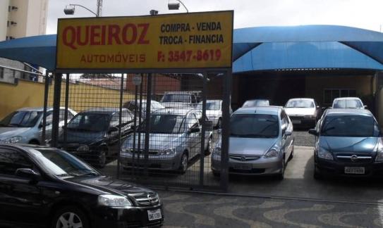 Queiroz Autom�veis - Araras/SP